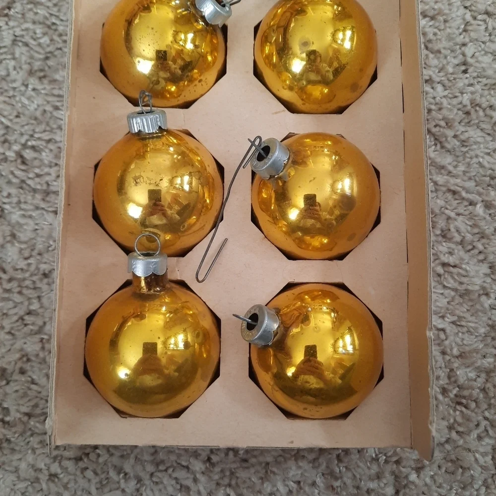 Vintage Mr. Christmas Metallic Gold 10 Piece Glass Ornaments Set Medium Bulbs